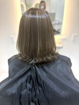 フルー 都立大学店(Fleu r)&nbsp;外国人風白髪ぼかしハイライト