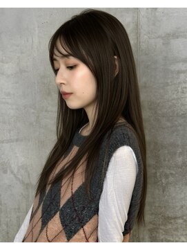 ベル 新宿(Belle) 大人女性にお勧め/どこから見ても決まるストレートヘア