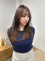 バド(bado)&nbsp;ベージュカラー/透明感カラー／レイヤーカット／本町