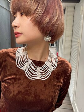 ウーフ(U-fu) 重さたっぷり マッシュルーム ボブ
