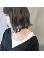 ミント(mint) 赤み除去、グレージュ&切りっぱなしボブ