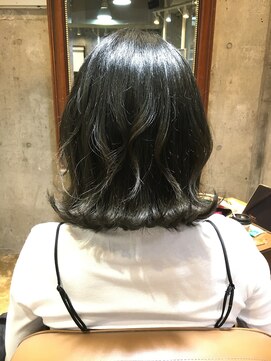 サロンドミルク 原宿(salon de MiLK) カーキグレー