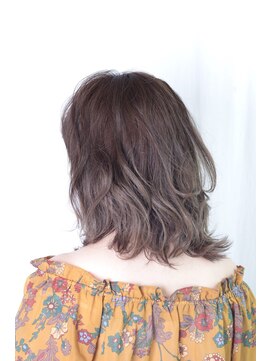 アブソ(Absolute) 外はねミディアム