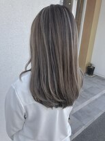 シェル 津山の手店(shel)&nbsp;20代30代40代ハイライト外国人風カラー大人可愛い