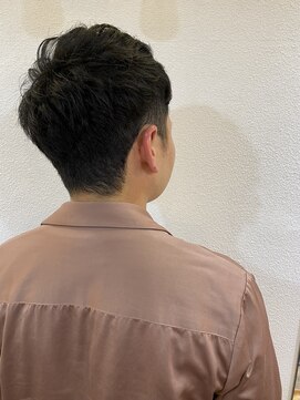 アニマ(ANIMA) パーマ風２ブロックショート