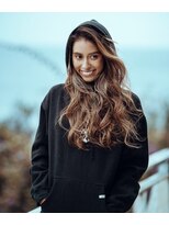 アフィナー(Afinar) 【横浜/Afinar】海が似合うたっぷりハイライト☆EMI♪