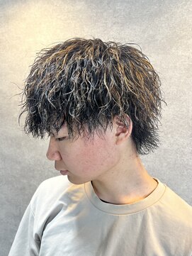 ブラック 渋谷(BLUCK) 【渋谷駅徒歩6分☆メンズ特化】ハイライト×ツイスパ