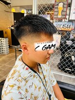 アルファベットシーガム(C gam)&nbsp;スキンフェードの筋トレぴーぽー