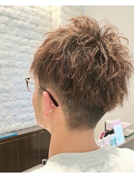 ミック ヘアアンドメイクアップ 高田店(miq Hair&Make up) ツイストスパイラルパーマ/ツーブロック/マッシュショート