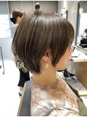 イメチェンショート外ハネボブ美髪ブルーブラックワイドバング