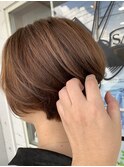 脱白髪染め白髪ぼかしシークレットハイライト×ショートヘアー