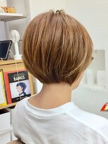 ミッテル(mittell)&nbsp;グラボブ毛先パーマことりベージュ黒髪ウォーターフォール