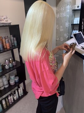 ペレ 渋谷(PELE) Y135_ブロンドカラー