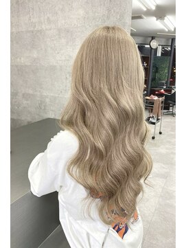 リア 大阪梅田(Ria) ～ミルクティーべージュ　シールエクステ～【Ria 大阪 梅田】