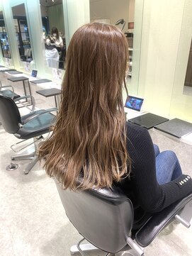 リー 尼崎(Lee) 髪質改善カラー艶カラートリートメントレイヤーカットヘッドスパ