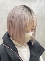 ソーコ 渋谷(SOCO) ペールピンクカラーブリーチダブルカラーショートボブ髪質改善