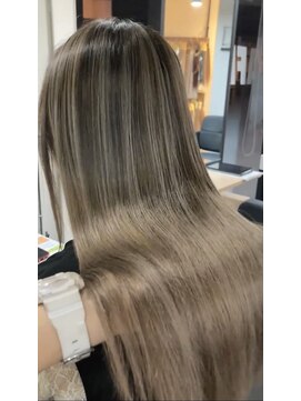 ラフ 難波店(LAFF) #黒髪#ボブルフ#ネビージュ#小顔#ワンレン