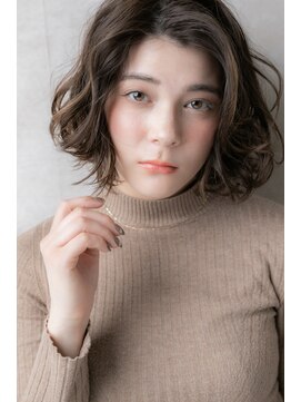 カバーヘア ブリス 上尾西口店(COVER HAIR bliss) グレーベージュ波巻きカールかきあげボブ313Y上尾20代30代40代