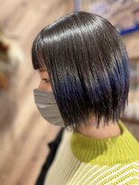 サーティーン(THIRTEEN) 多めインナーカラーでメリハリボブ