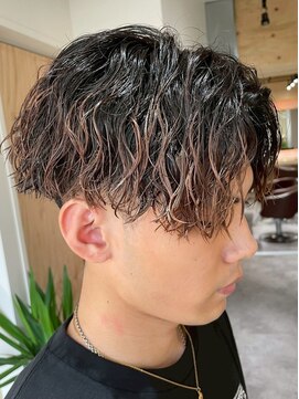 クオル 円山(QOL) センターパートツイストスパイラルパーマ縦落ちパーマケアパーマ