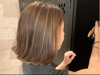 レイア(Leia)の写真/重くない、暗くない。大人女性のための透明感カラー* 髪質改善×似合わせで自然体の美しさへ[辻堂/白髪染め