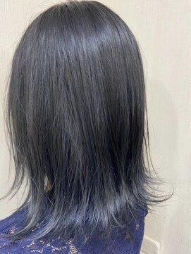 アンディアーモ サカエ(ANDIAMO SAKAE) ブルージュ