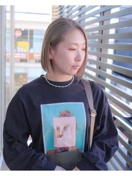 ソレイユ(Soleil) ブロンドボブ/切りっぱなしボブ/タッセルボブ/表参道【松本匡介