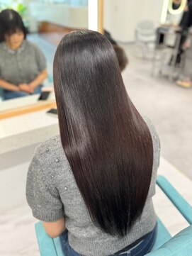 エルサザビューティー 神戸三宮(Elsa the beauty) 髪質改善/艶髪/弱酸性縮毛矯正/水素トリートメント