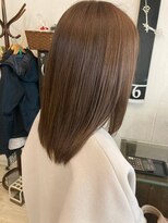 ファム 札幌大通(fam)&nbsp;艶髪ミディアムレイヤー/白髪ぼかし/ベージュ/バイカルテ/小顔