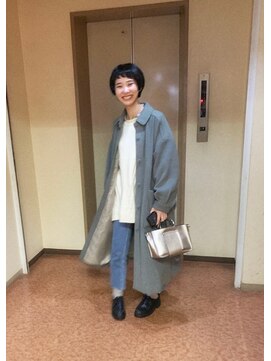 バロウ(BURROW) ショートボブ