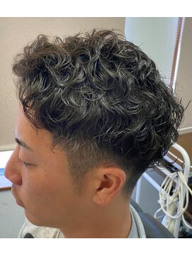 ガーフ ヤスイ(GAAF YASUI) メンズスパイラルパーマツイストパーマツーブロックショート