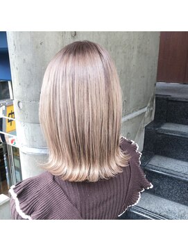 エイト ヘアサロン 渋谷本店(EIGHT) ホワイトミルクティーベージュ