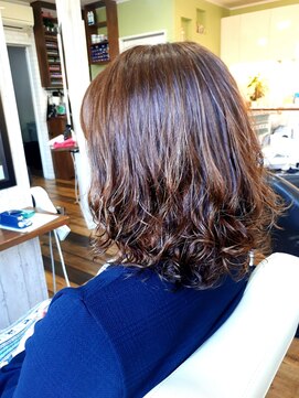 ボヌー(Bonheur) デジタルパーマ・カラー