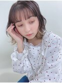 20代30代40代くせ毛風無造作黒髪レイヤーミディ/インナーカラー