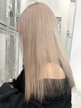 ウィコ 新宿(WICO) ホワイトベージュ[新宿駅/イメチェン/チェリーブラウン]