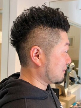 フォーエス(4S) くせ毛をいかしたメンズカット