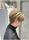 ミルクティーカラー　ブリーチ　ケアブリーチ　ダブルカラー