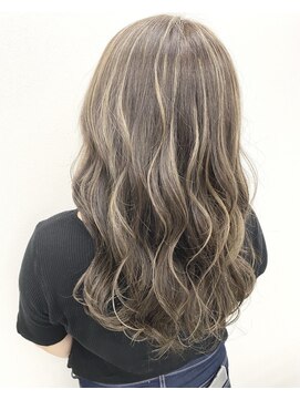 アオアクア バイ グルグル 小岩店(ao akua by GULGUL) ハイライトカラー