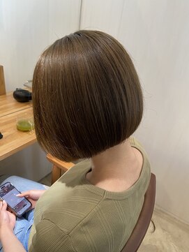 リル モトヤワタ(RiRe motoyawata) ミニボブ/ベージュ［錦糸町/北千住/本八幡］