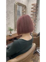 ブルーム(Bloom) ピンクベージュ×ボブ