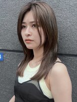顔まわりレイヤー　デザインカラー　レイヤーカット