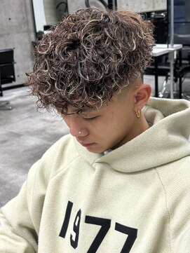 イーラ(era) スペインカール×モカブラウンメッシュ