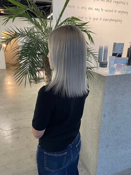 キング 高槻(K!ng) 縮毛矯正髪質改善ハイライトレイヤーカット高槻美容室エクステ