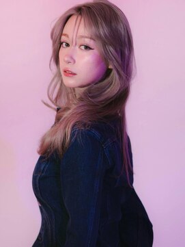 ソヨン 栄店(SOYON) 《SOYON》くびれレイヤーミディアム×ブロンド