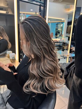 ラピス 渋谷本店(Lapis) ミルクティーバレイヤージュ/外国人風/レイヤーカット