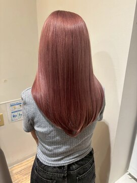 ヘアショップ エヌアンドエー 久喜菖蒲店(hair shop N&A) 動くたび光を纏う◎艶感ピンクベージュ/ハイトーン/ストレート
