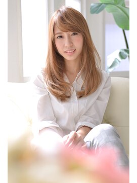 リュドール 長久手図書館通り店(Rue D'or) 艶と色持ちの良いAVEDAカラーの違いを体感ください