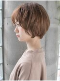 大人かわいいショートボブ小顔サイド