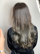 モードケイズ 阿倍野店(MODE K’s) 外国人風グレージュ