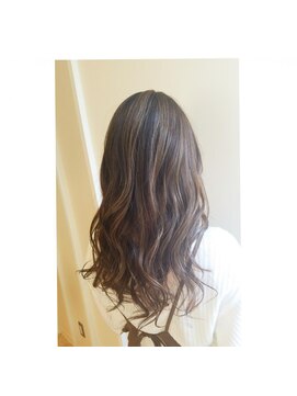 エイクス ヘア デザイン×美髪クリニック 千葉(AQs hair design) ハイライト☆ベージュカラー